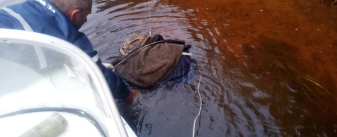 В Ветлуге спасателям пришлось транспортировать тело рыбака на берег