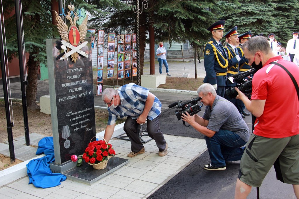 Открытие памятника ветеранам УИС (4)