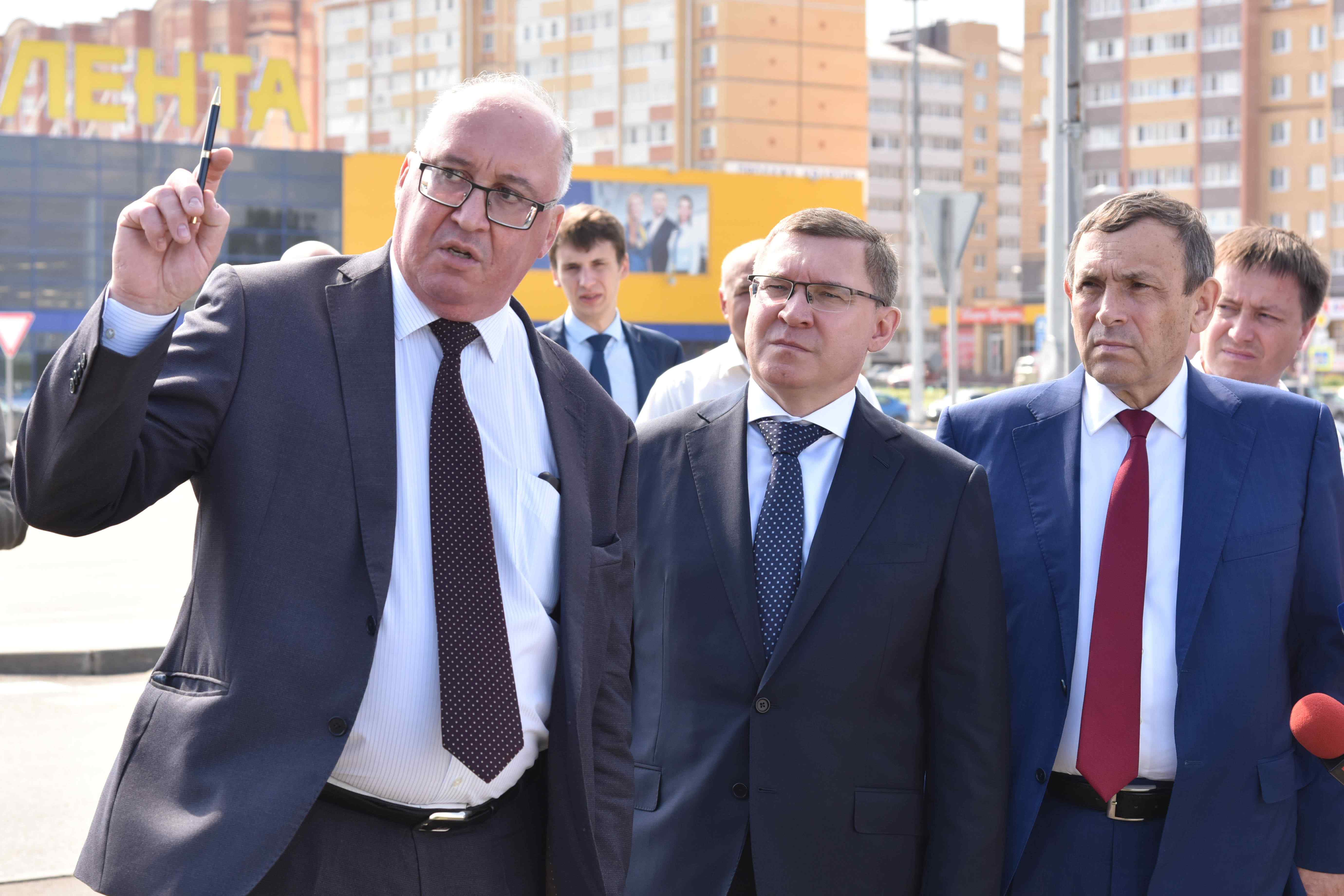 Владимир Якушев поддержал проекты региональных властей по развитию инфраструктуры региона