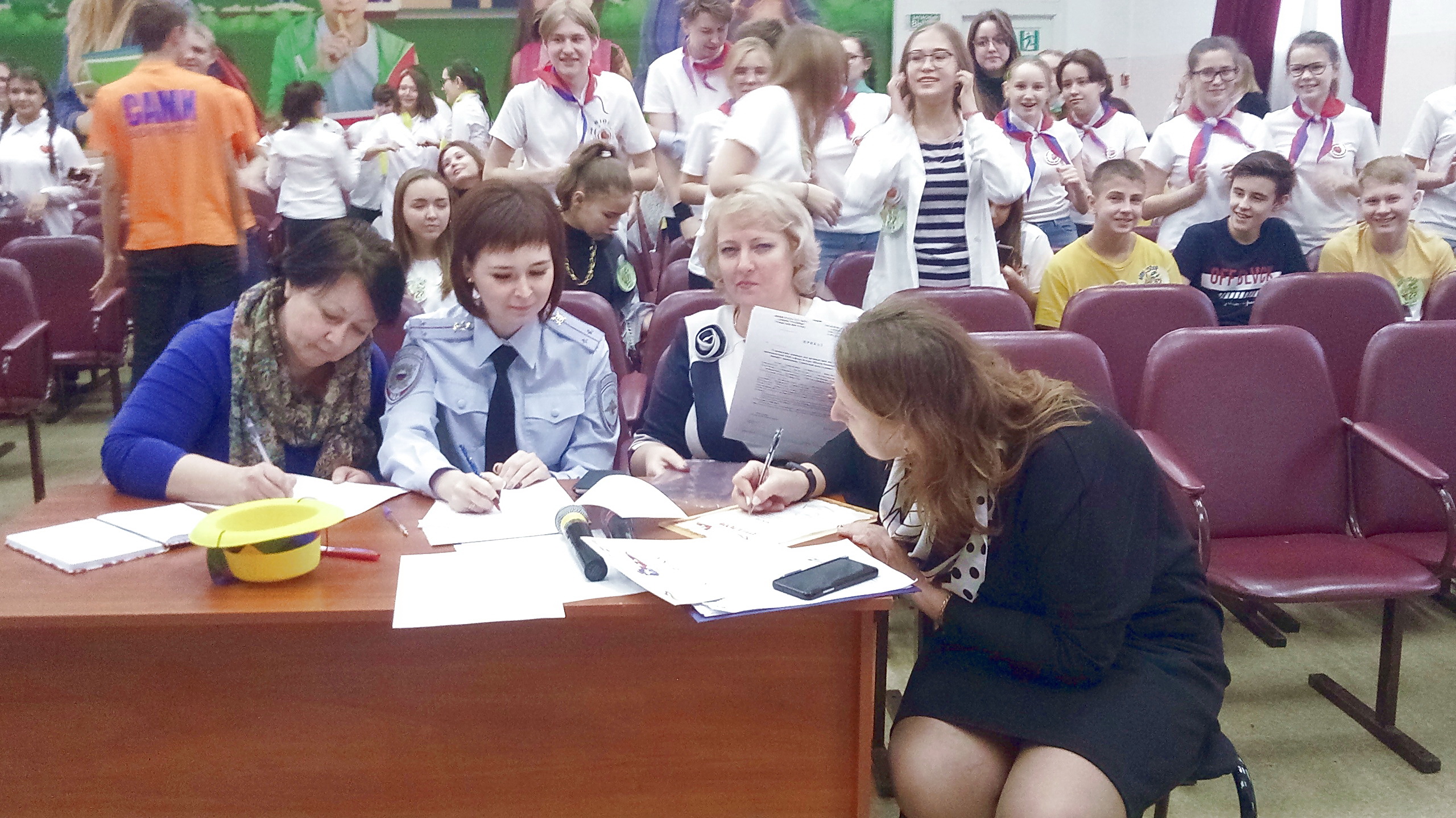 Представители УНК МВД по РМЭ выступили членами жюри  конкурса «Школа-территория здоровья!» 