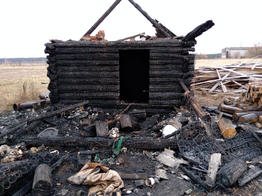 В Марий Эл мужики «зажгли не по-детски» и спалили баню