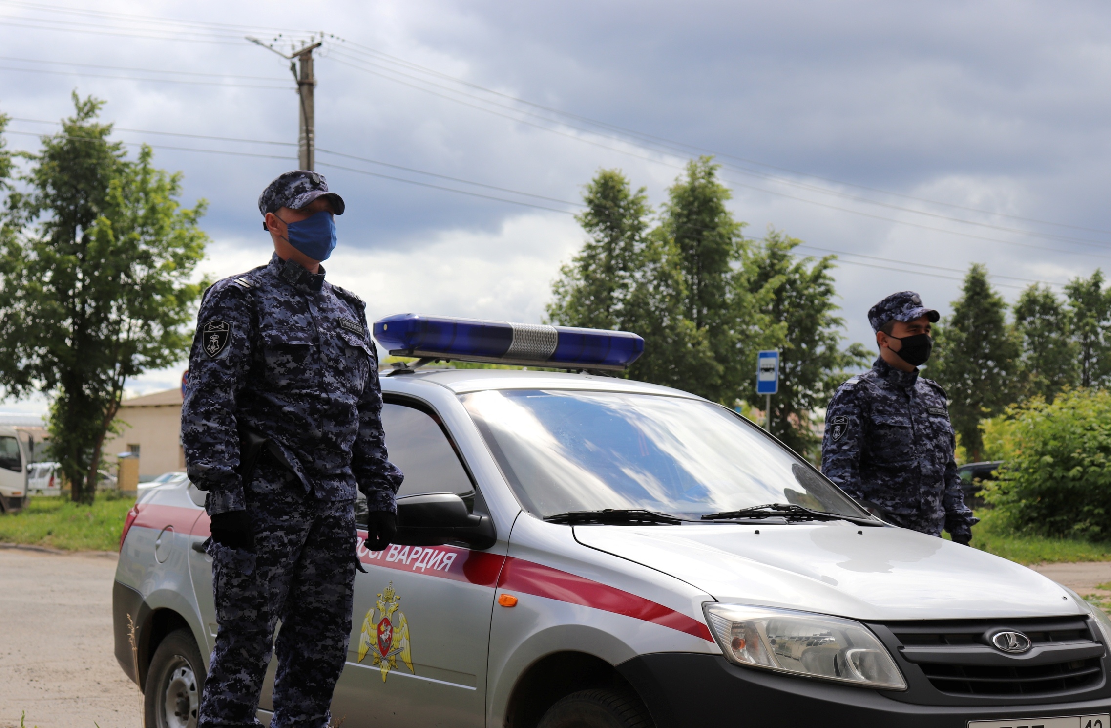 В Йошкар-Оле сотрудники Росгвардии задержали гражданина, подозреваемого в открытом хищении